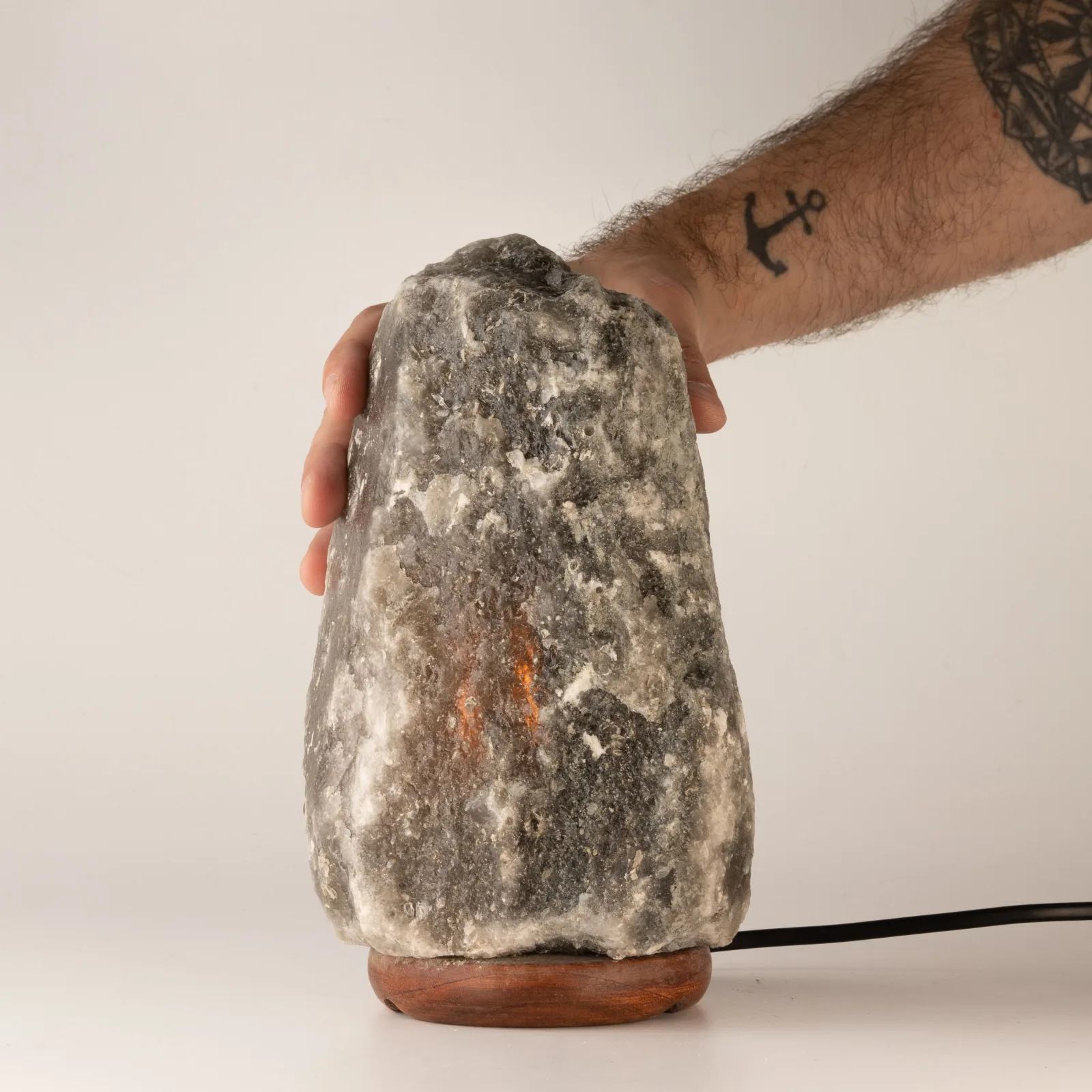 Himalájská Přírodní Solní Lampa - Šedá - 3-5kg