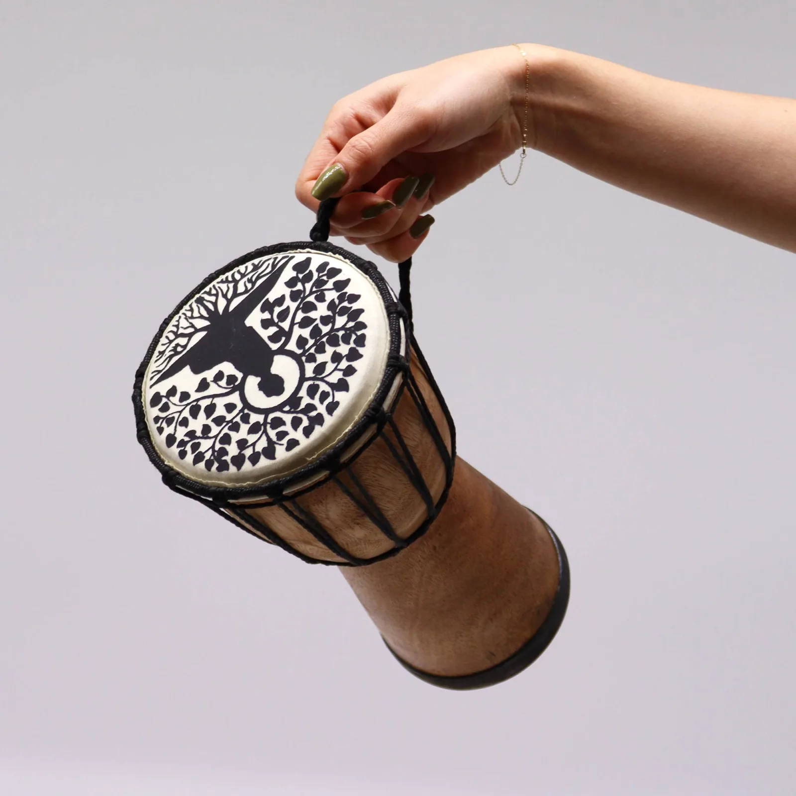 Ručně Vyráběný Buben Djembe - 25cm