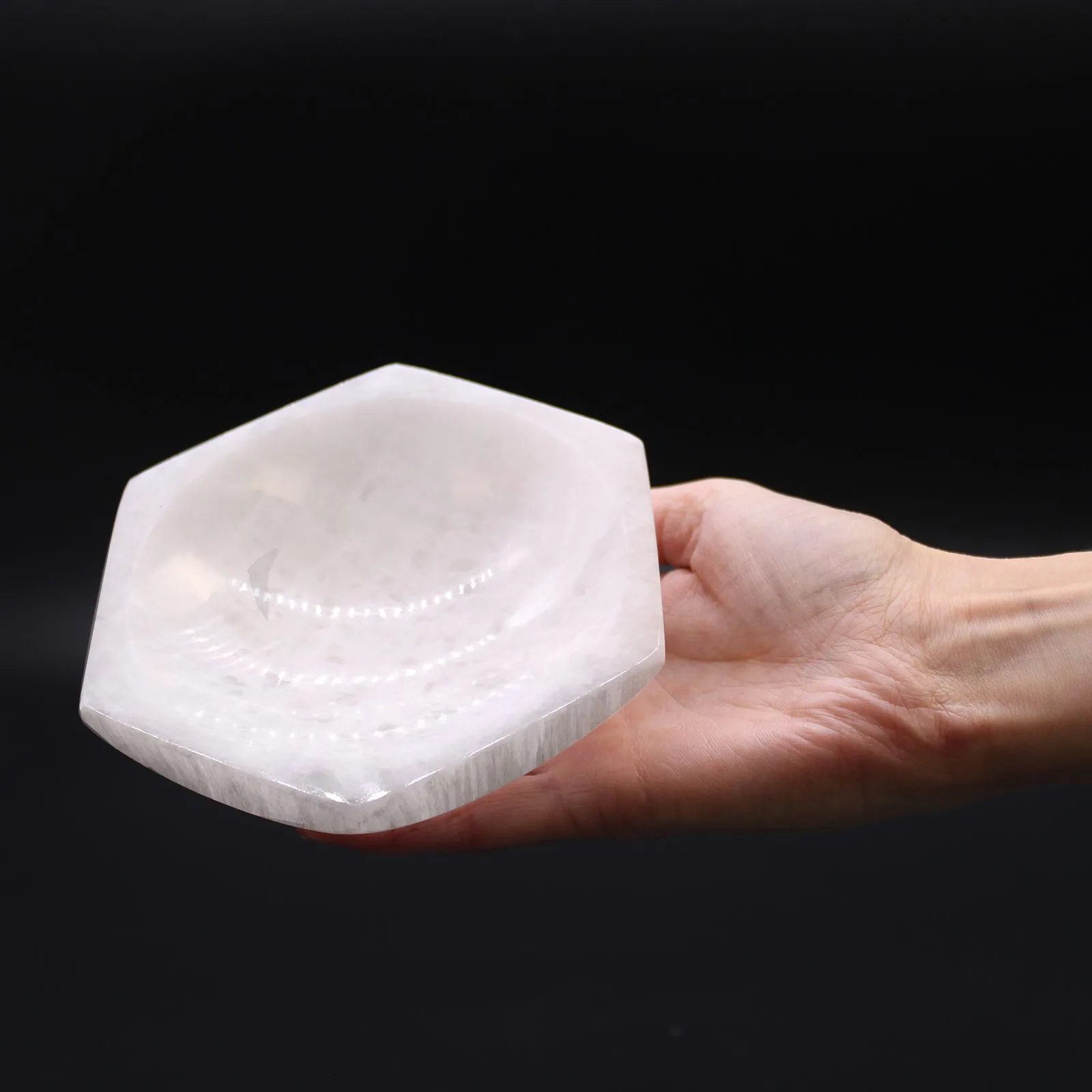 Šestihranná Selenitová Miska - 15cm