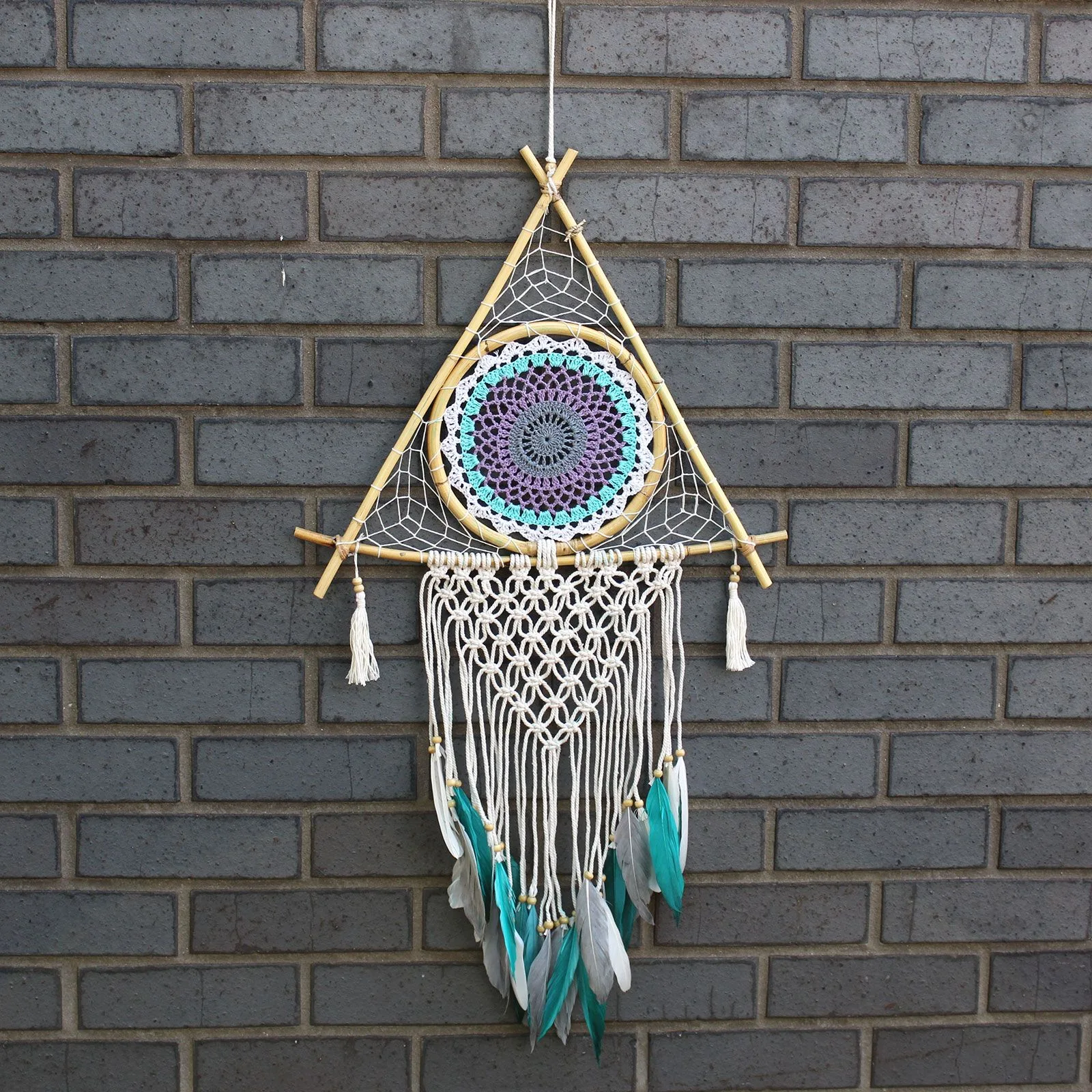 Ochranný Lapač Snů - Velký - Macramé Pyramida - Bílá / Tyrkysová