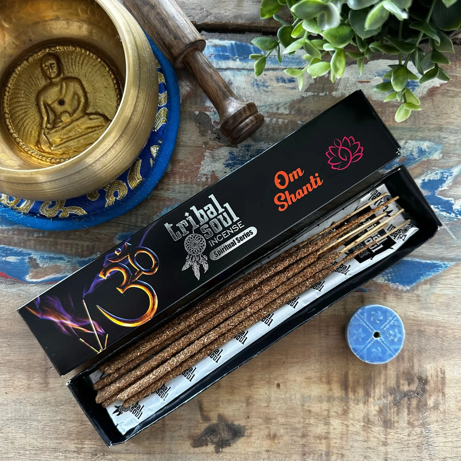 Tribal Soul Spirituální Vonné Tyčinky a Keramický Držák - Ohm Shanti