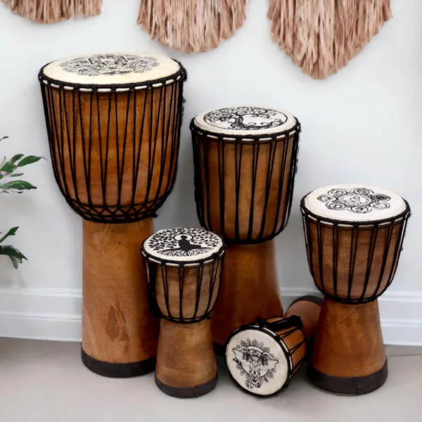 Ručně Vyráběný Buben Djembe - 20cm