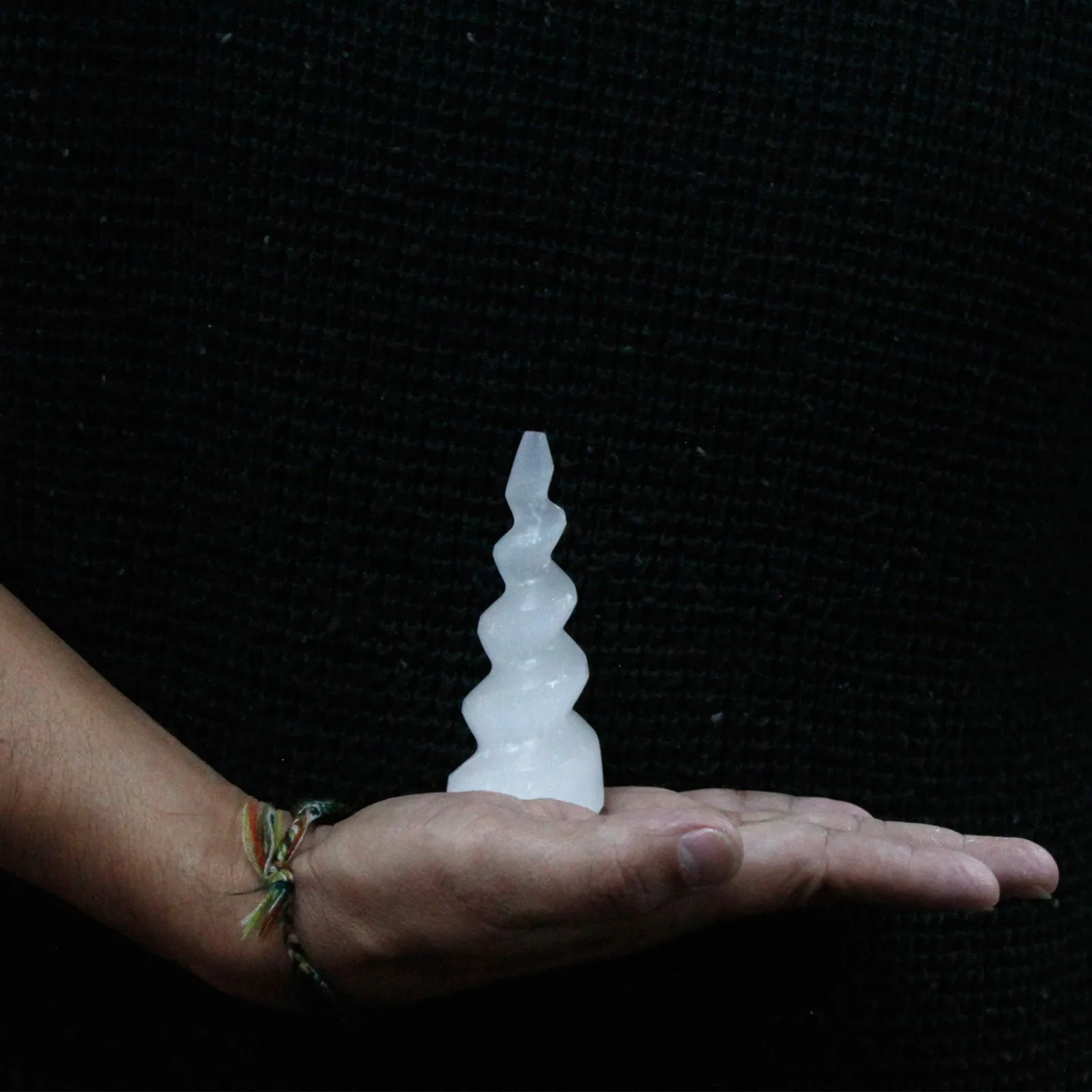 Selenitová Spirálovitá Věž - Roh Jednorožce - 10 cm