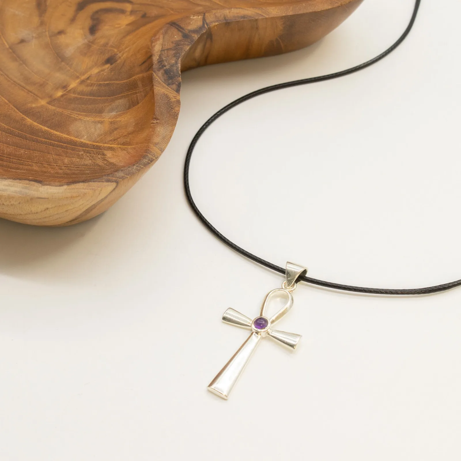 Indické duchovní přívěsky - stříbrně pokovené (45 cm šňůra) - Ankh symbol věčného života